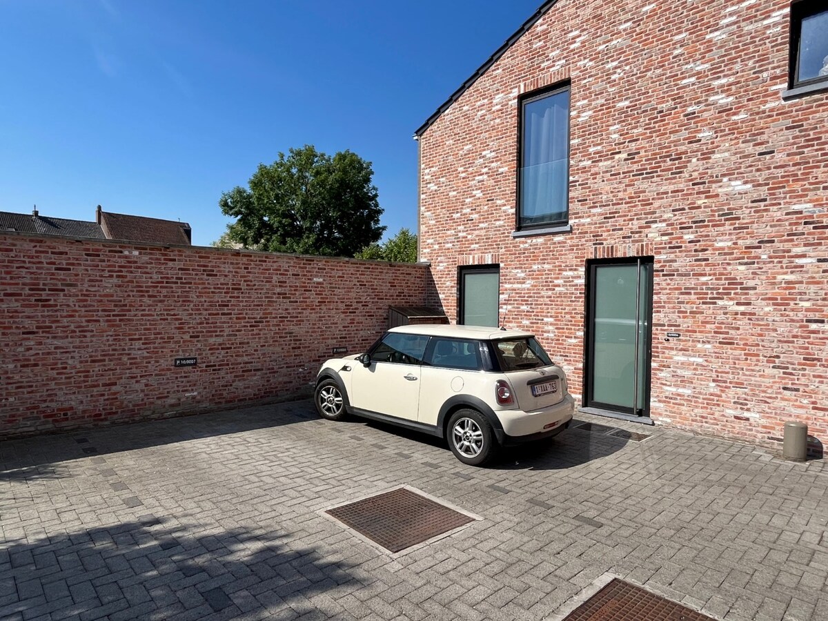 Recente nieuwbouwwoning in centrum Gavere 