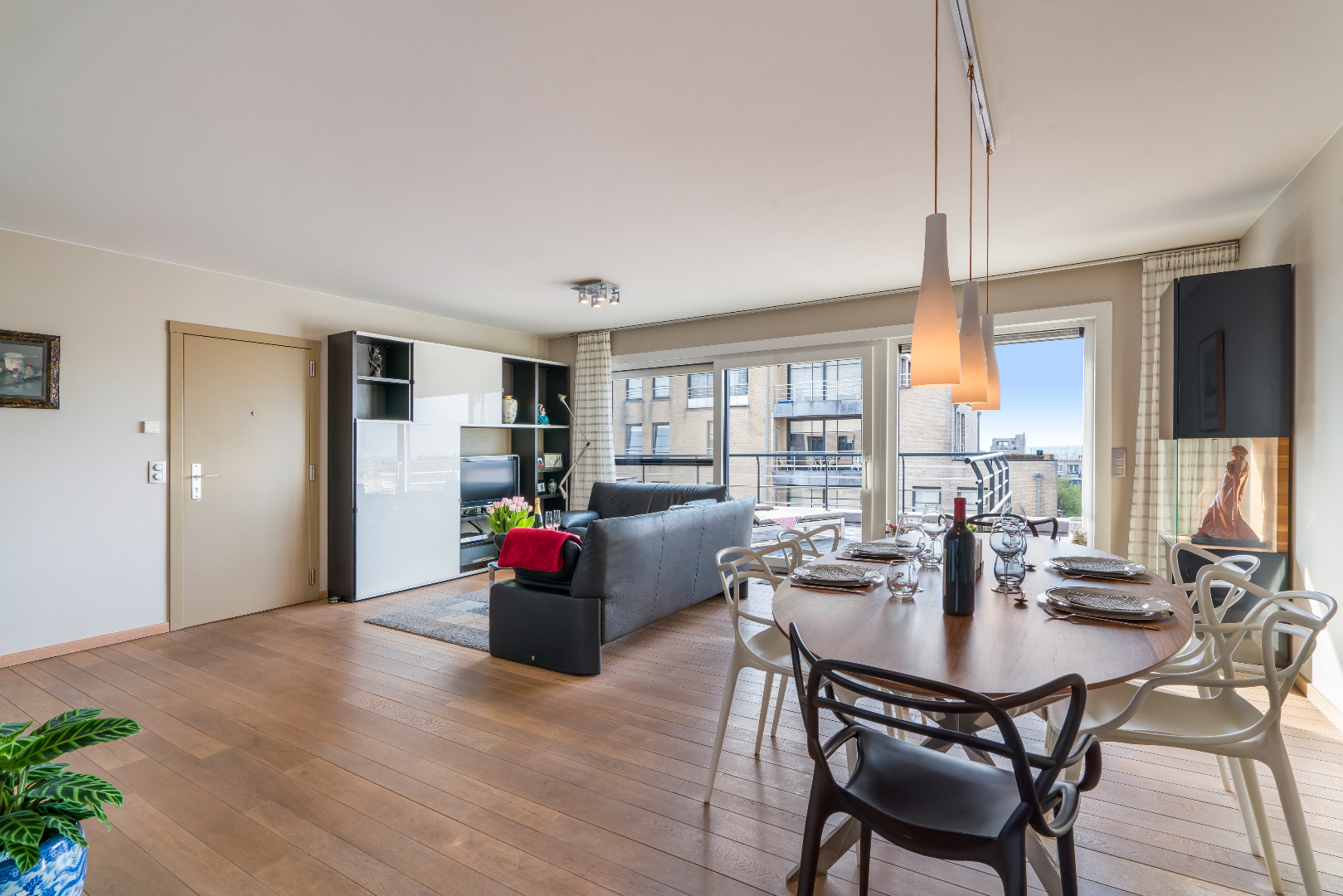 Duplex dakappartement met 2 slaapkamers en 2 badkamers 