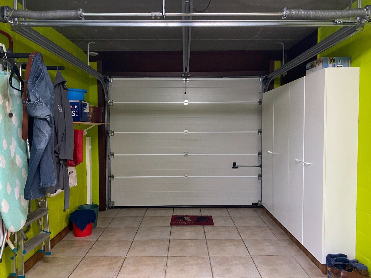 Rustig gelegen, alleenstaande woning te Houthulst 