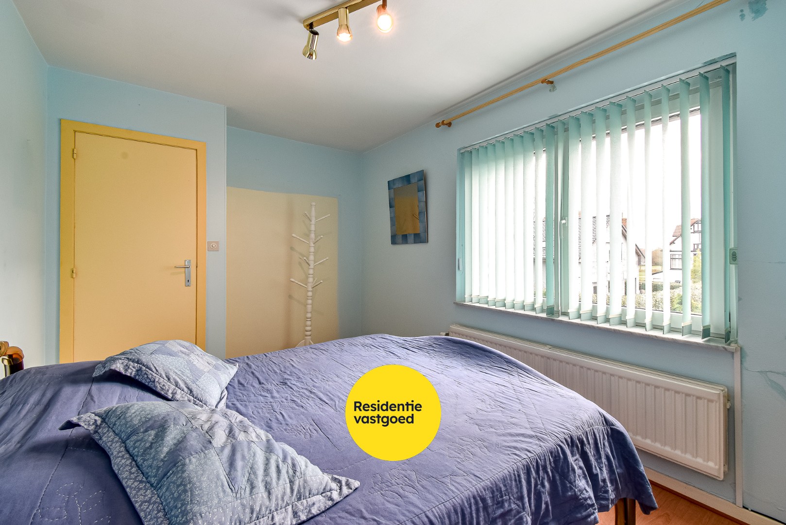 Ruime te renoveren villa op rustige ligging 