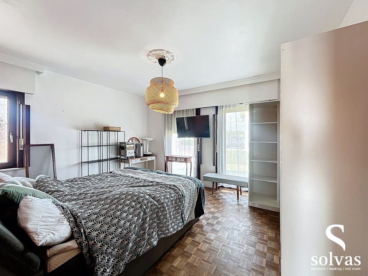 Bungalow met 3 slaapkamers voorzien van zonnepanelen en thuisbatterij! 