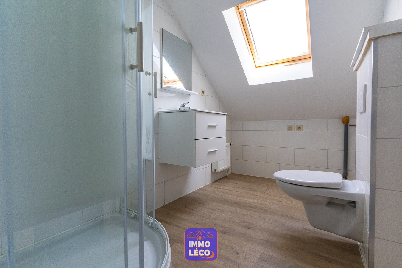 Maison rénovée en 2025 avec jardin, volumes impressionants ! 