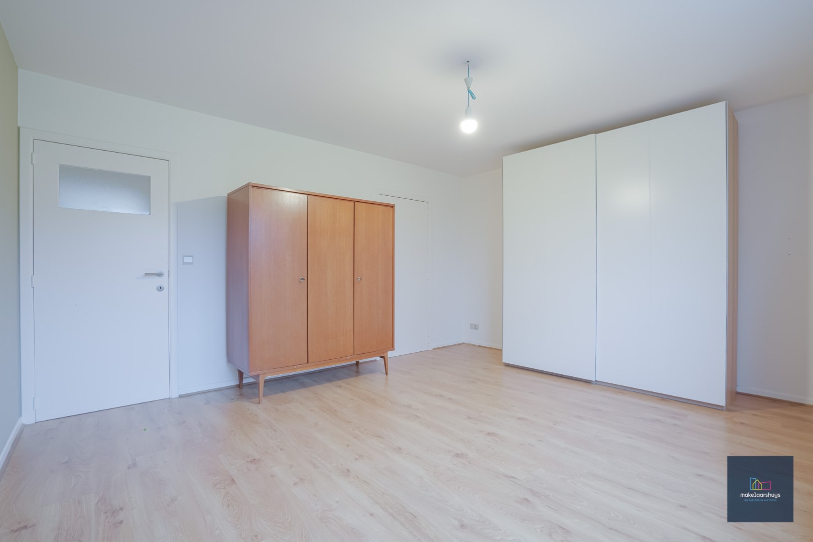 Ruime woning met zicht op het Claeys Bouüaertpark 