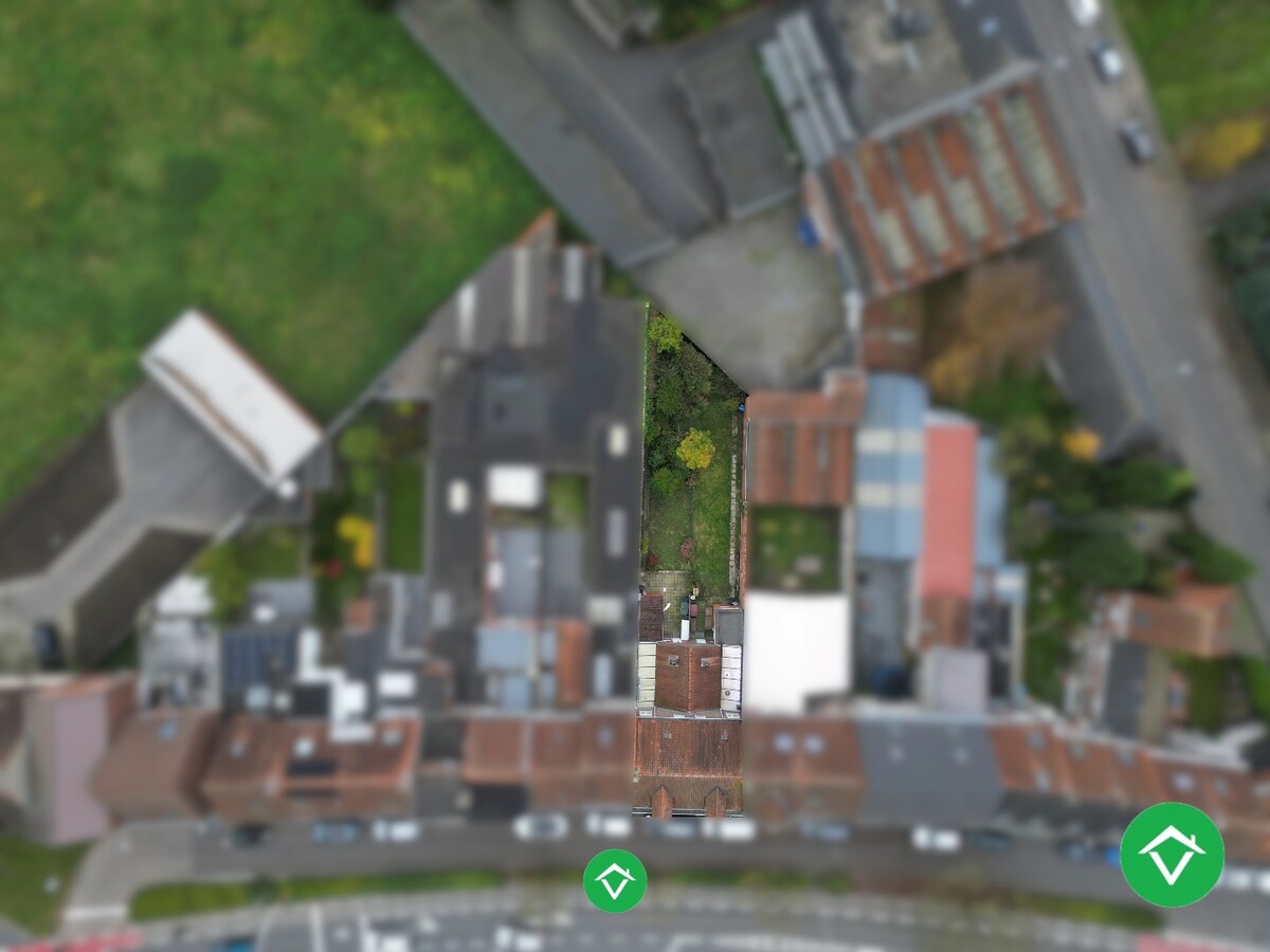 Gezellige rijwoning met 3 slaapkamers en tuin te centrum Roeselare 