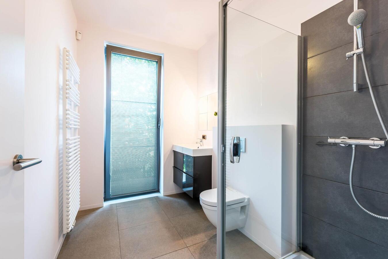 Exclusieve, riante villa op perceel van 3118 m² 