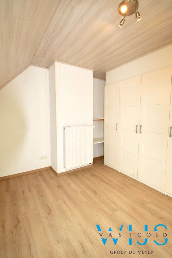 Centraal gelegen woonhuis met 4 slaapkamers te Kaprijke ! 