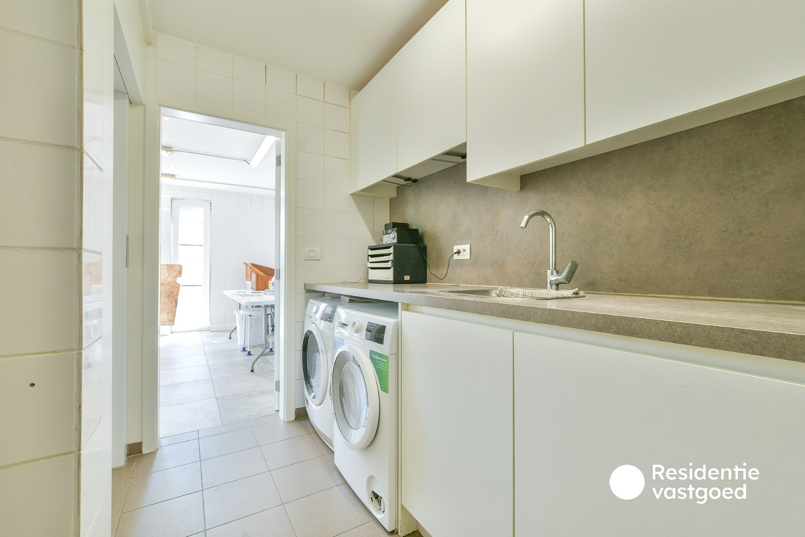 Ruime instapklare woning op topligging 