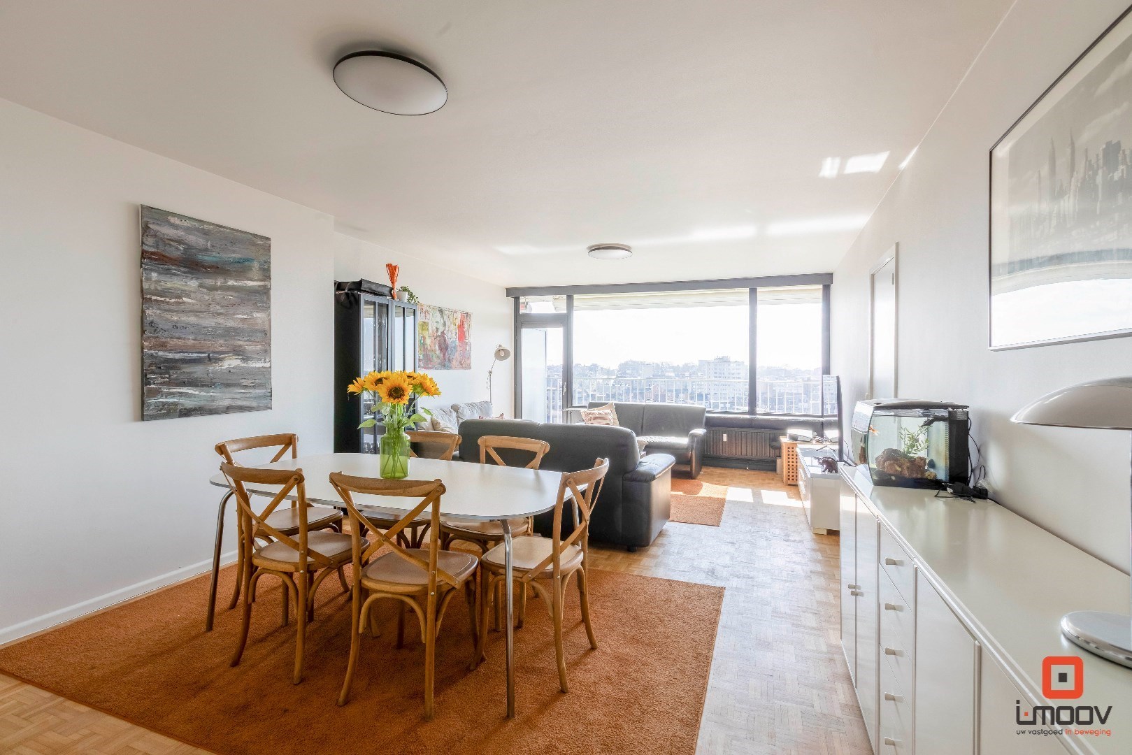 Prachtig, instapklaar 2 slaapkamer appartement met een open en wijds zicht op de stad 