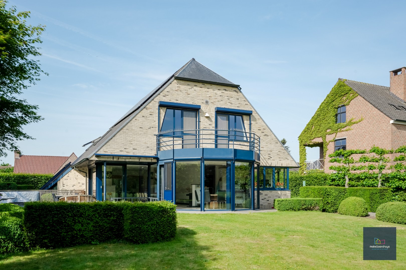 Karaktervolle villa op een prachtig perceel van 1862 m² 