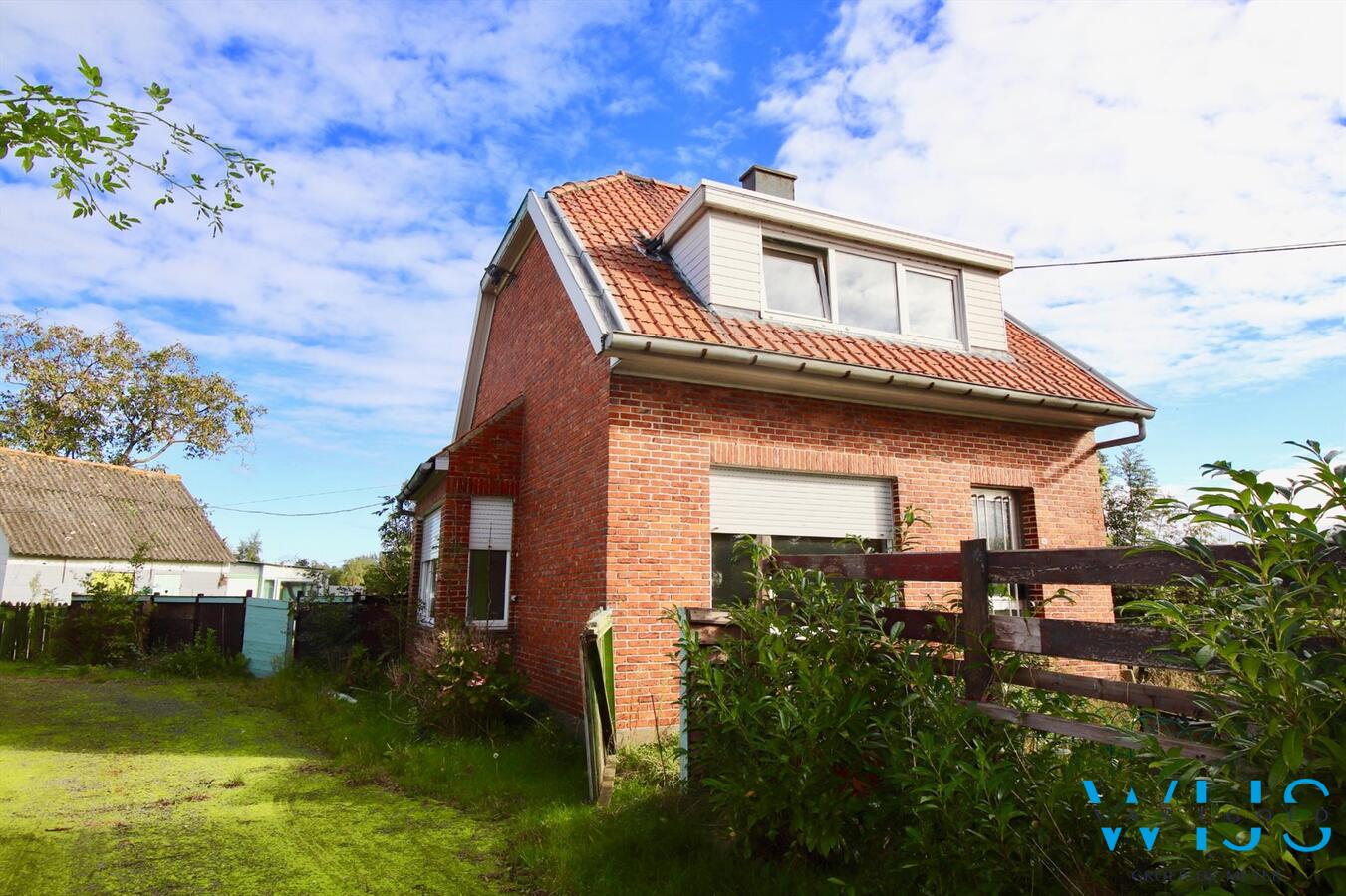 Ruime bouwgrond van 1.998 vierkante te Oosteeklo ! 