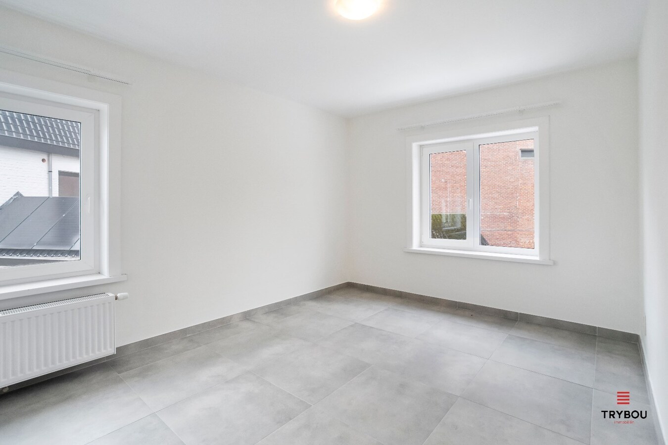 Gerenoveerde alleenstaande woning met 3 slaapkamers op perceel van 562m² 