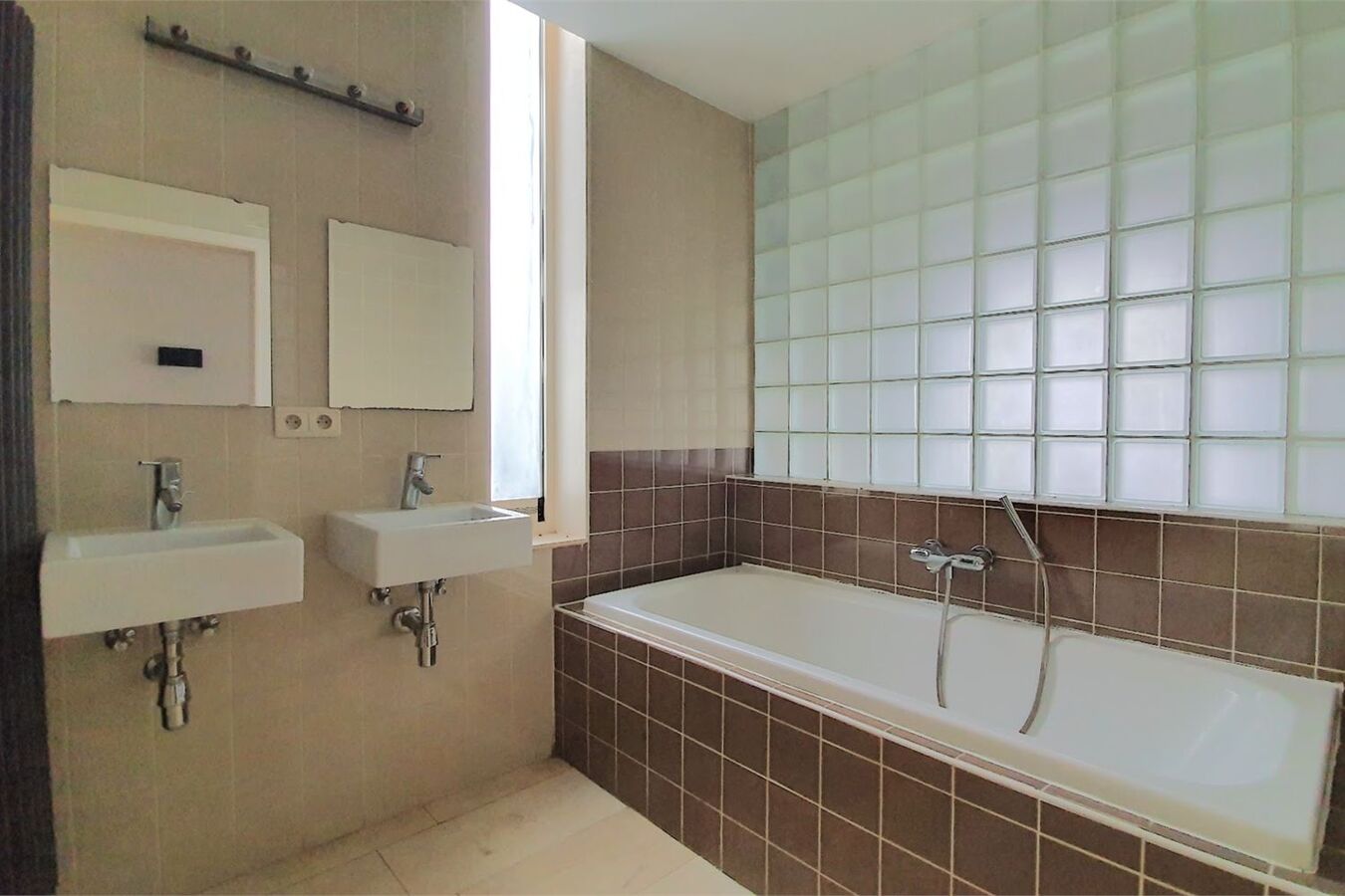 Ruime woning in geliefde omgeving 