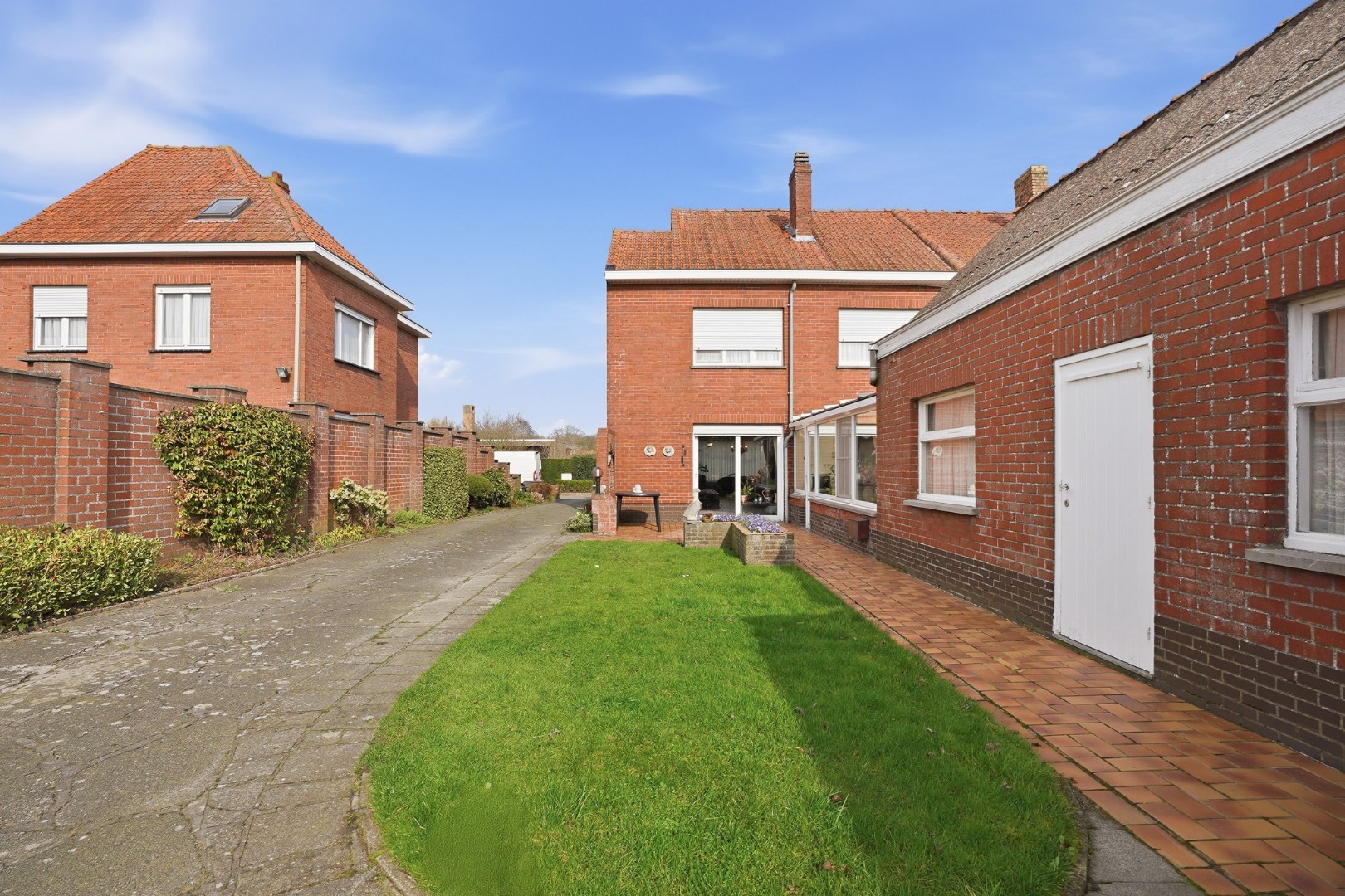 Ruime woning op een landelijke ligging in Zedelgem 