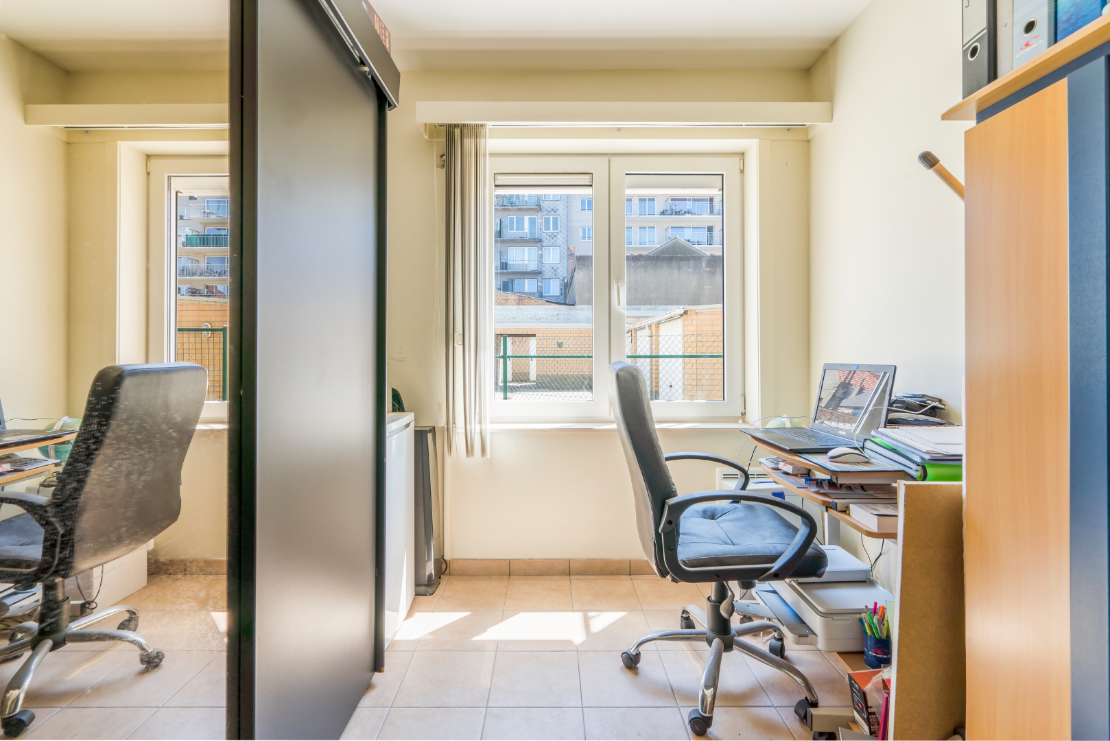 INSTAPKLAAR APPARTEMENT MET 2 SLAAPKAMERS 