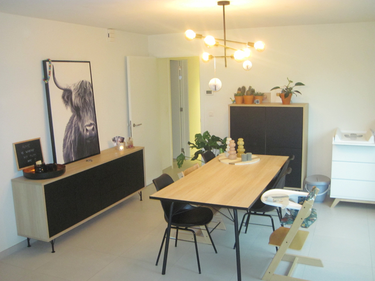 Exceptioneel ruim gelijkvloers appartement. Geen vaste kosten ! 