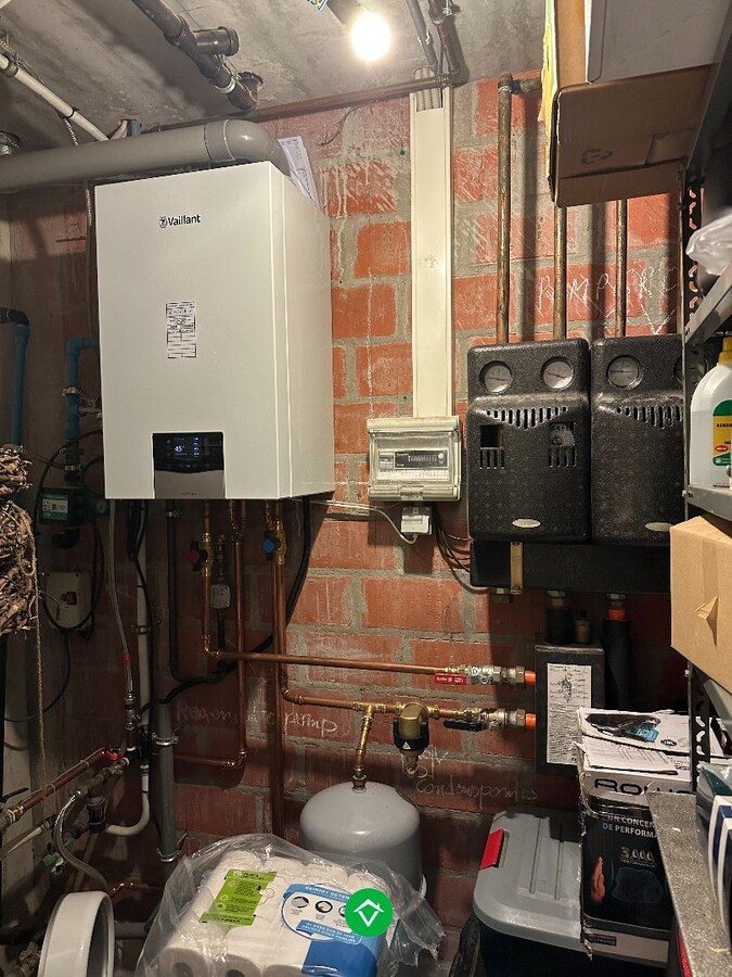 Combinatie wonen &amp; werken: horecazaak met woonst in Eernegem 