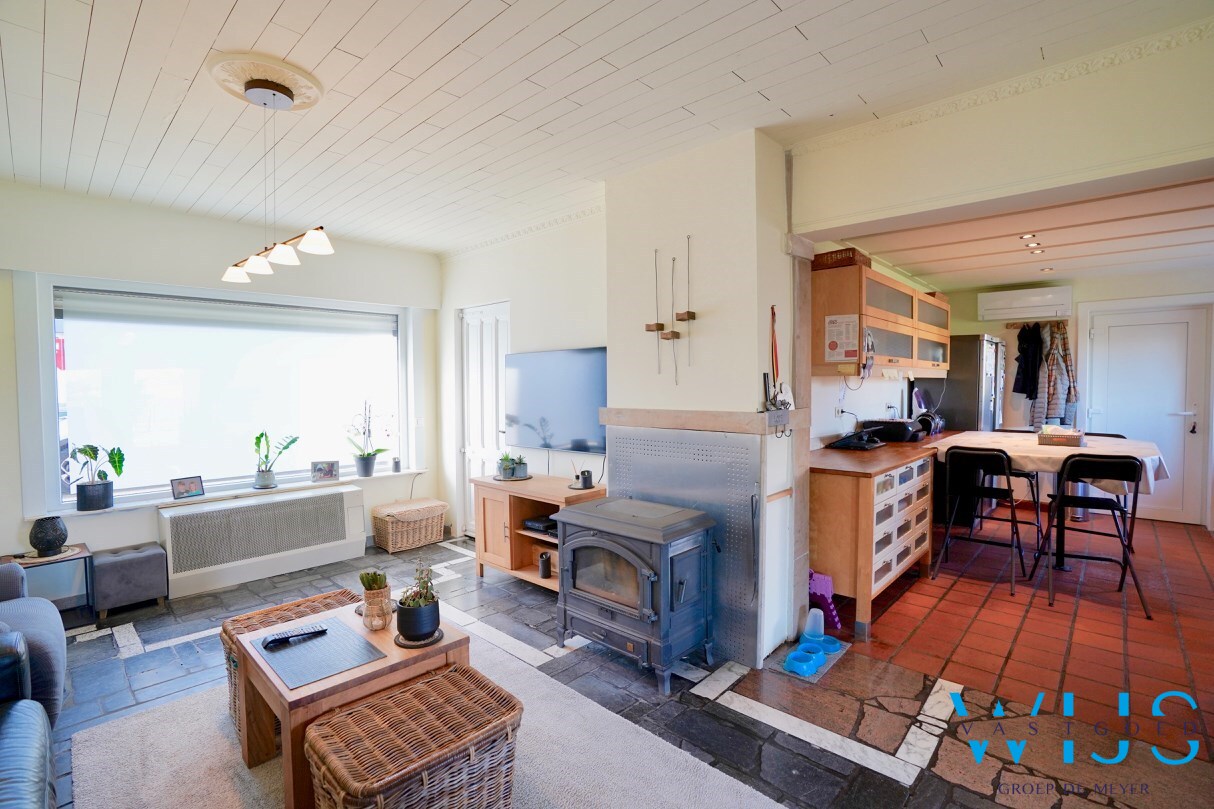 Instapklaar woonhuis op 17.400 m² grond te ASSENEDE ! 