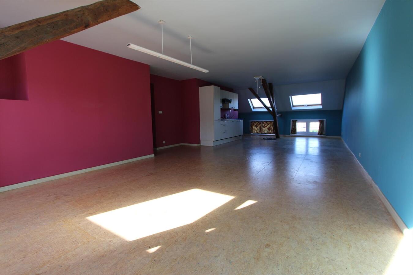 Instapklare café over te nemen te Koekelare 