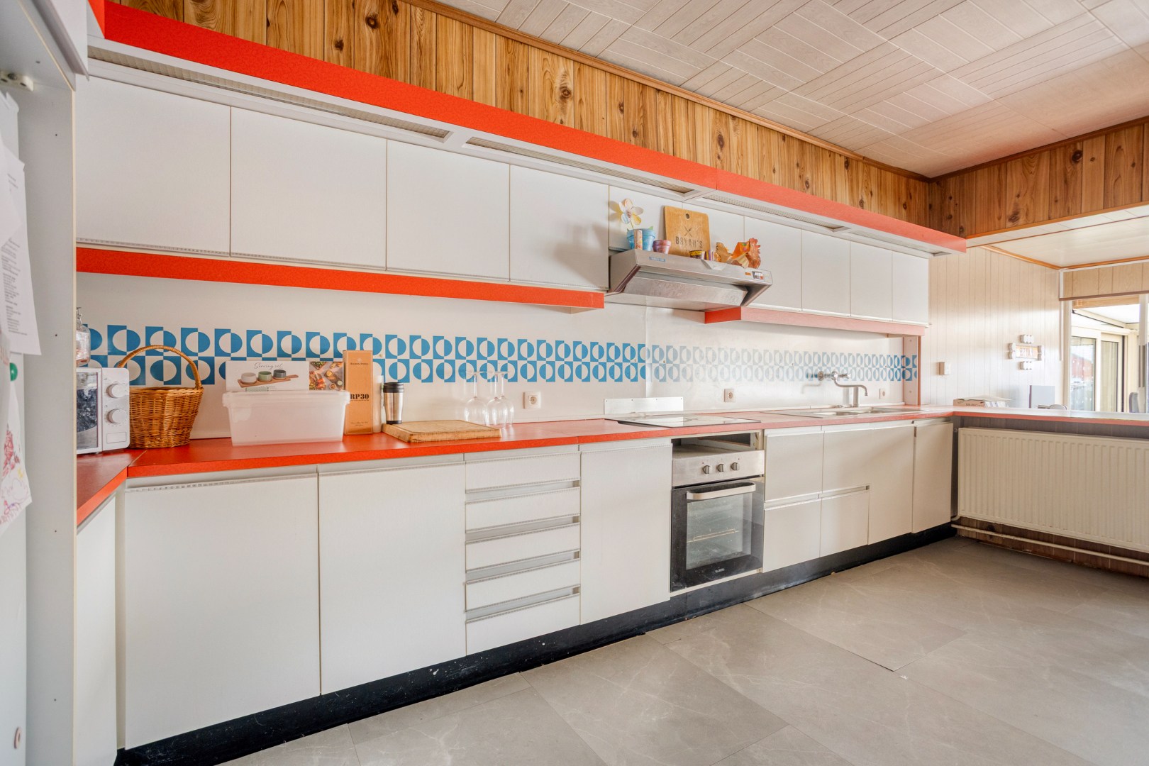 Te renoveren gezinswoning met 3 slpk. in het centrum van Meerhout 