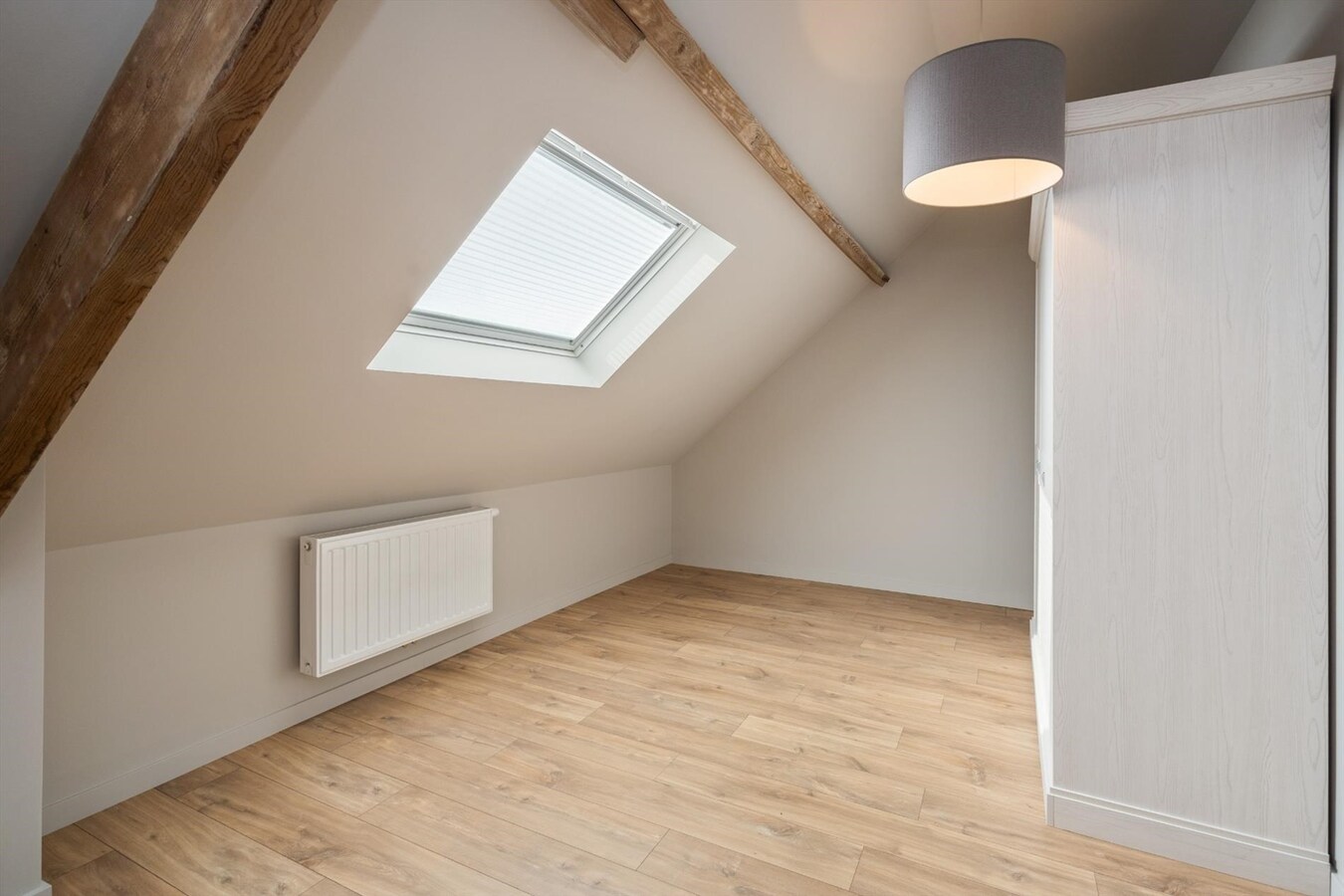 Uitstekend gelegen doorzonappartement met prachtig uitzicht 