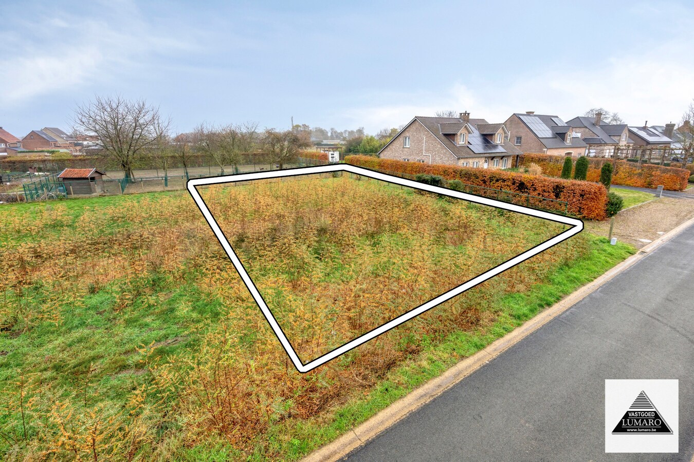 Residentieel gelegen bouwperceel voor open bebouwing 