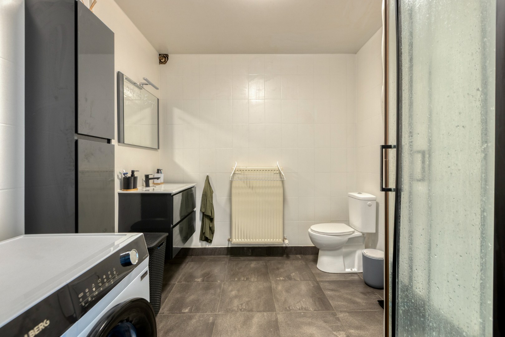 Instapklaar gelijkvloers appartement in Geel-centrum 