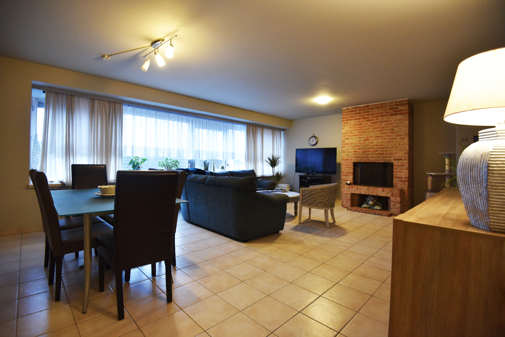 Building centrum Maldegem met 3 appartementen 