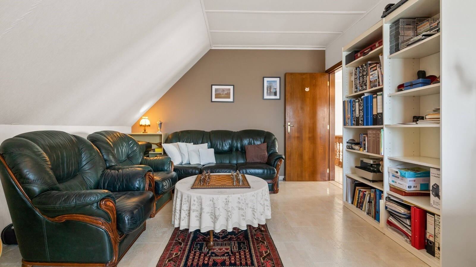 Instapklaar, energiezuinig landhuis op rustige locatie 