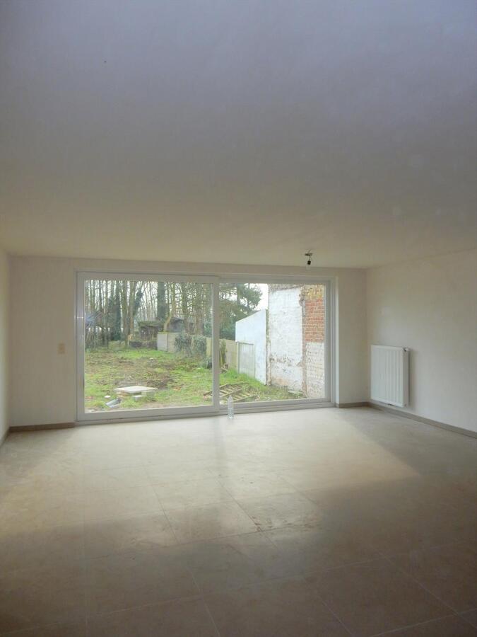 Moderne nieuwbouwwoning met garage 