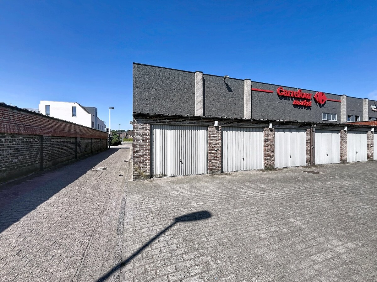 Gerennoveerd appartement in hartje Aalter op TOPLOCATIE 