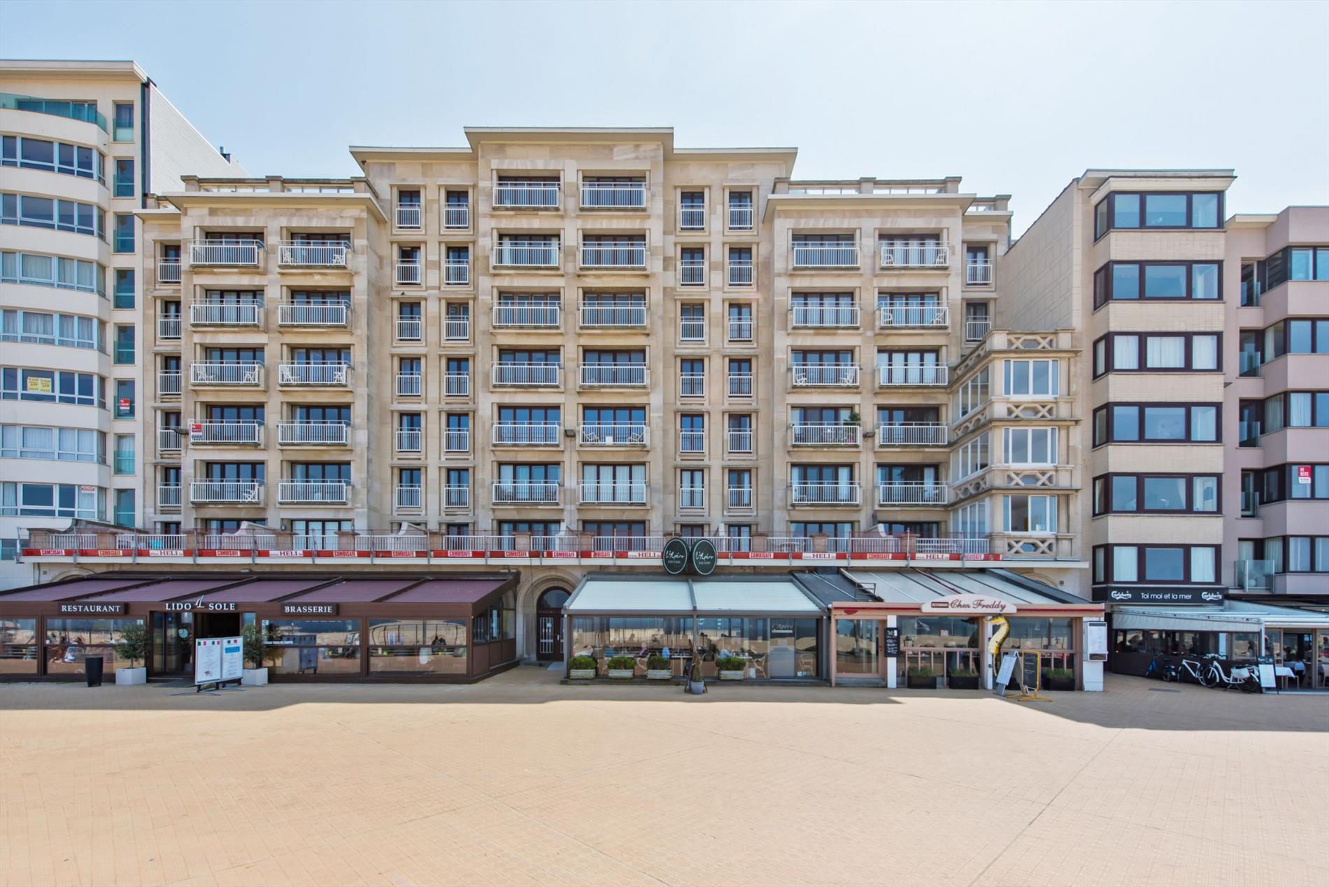 MAGNIFIQUE APP DE VACANCES . 2 CHAMBRES A COUCHER AVEC VUE FRONTAL SUR MER (GARAGE COMPRIS !!) 