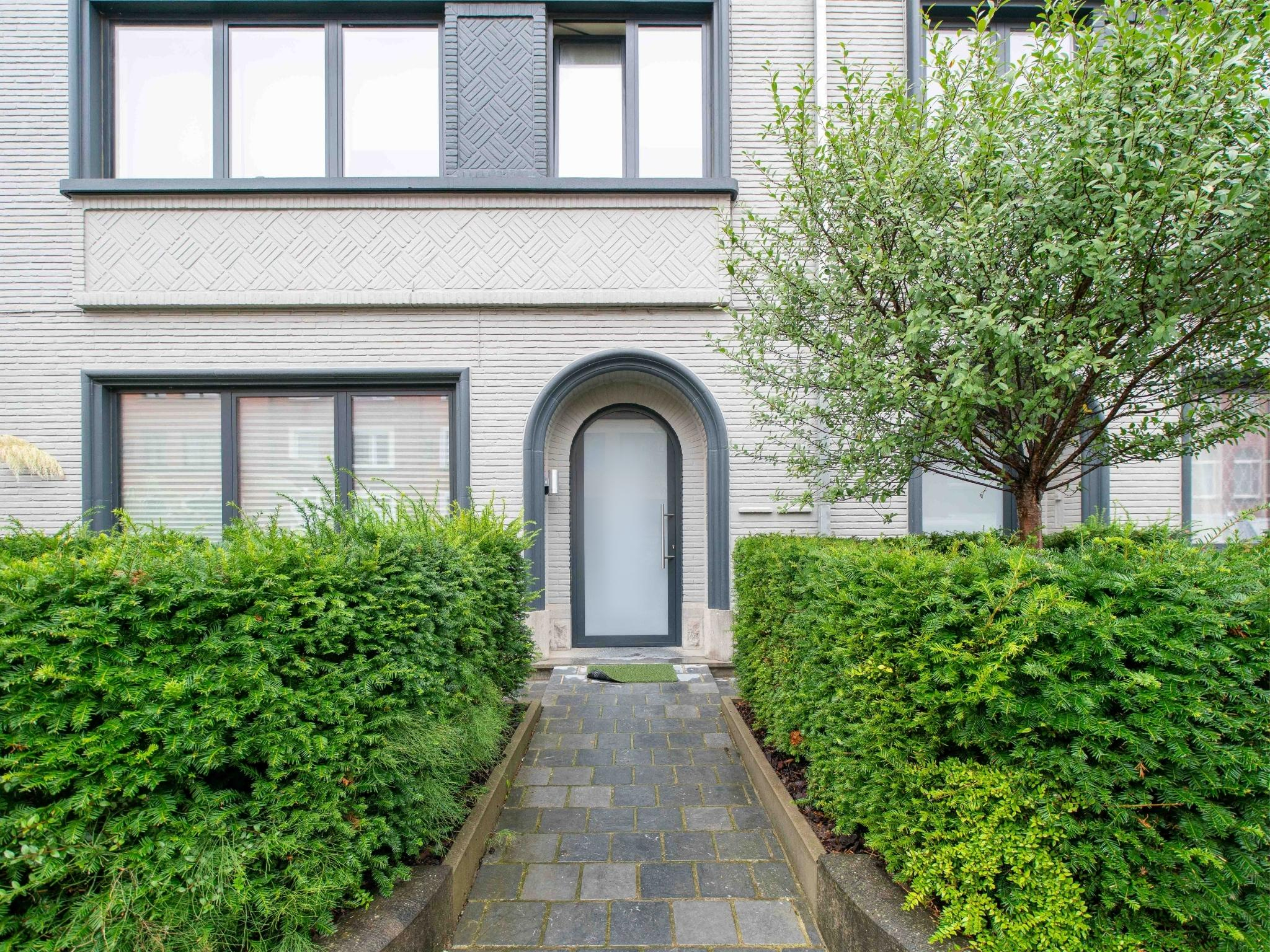 Appartement 3 slpk, 2 bdk en terras in centrum Dilbeek 