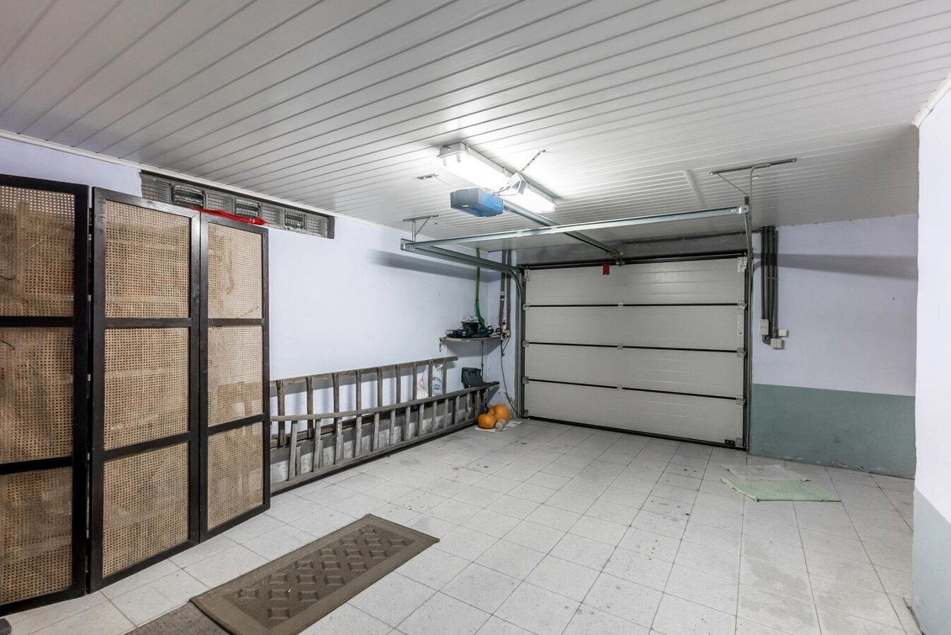 Open bebouwing op een perceel van 7a48ca 