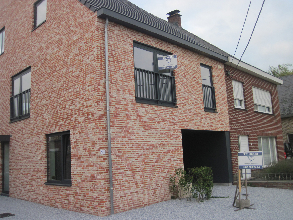 Nieuwe, ruime duplex!   GEEN VASTE KOSTEN !! 