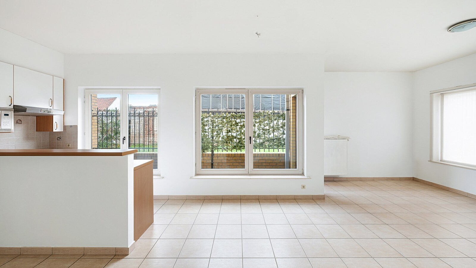 Aangenaam gelijkvloers appartement op toplocatie vlakbij de Zeedijk. 