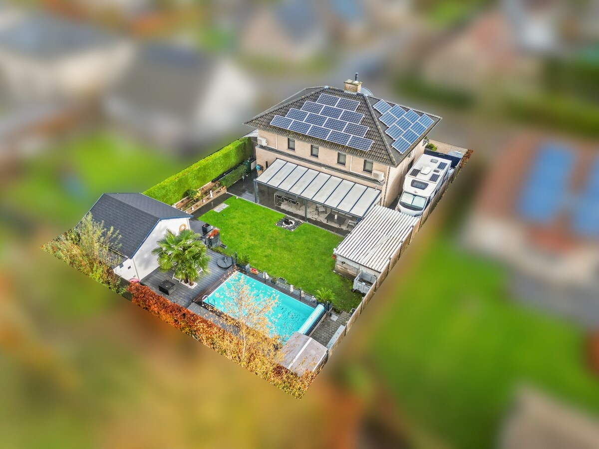 Unieke villa te Aalbeke met moderne voorzieningen en Zwembad! 