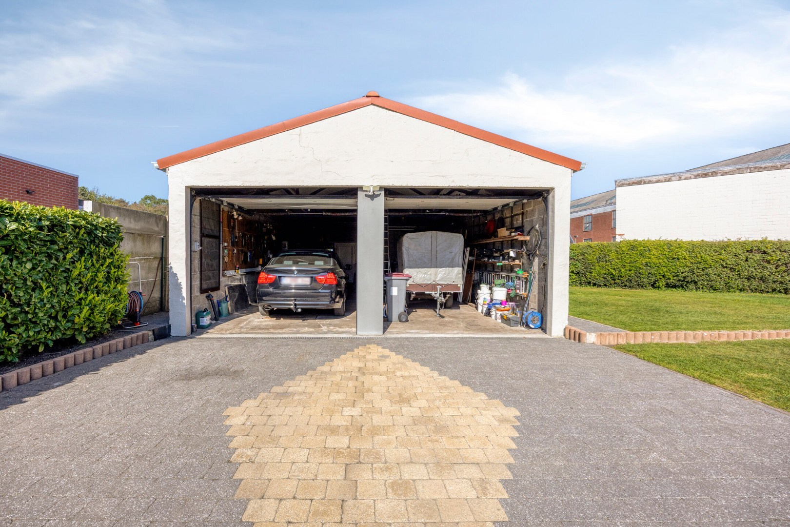 Gezinswoning met 3 slpk. en dubbele garage zonder renovatieverplichting in Mol-Gompel 