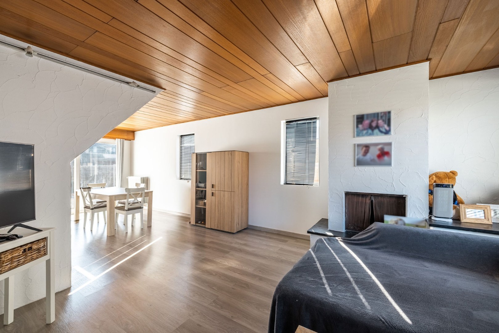 Authentieke woning met zonnige tuin, garage en bouwgrond 