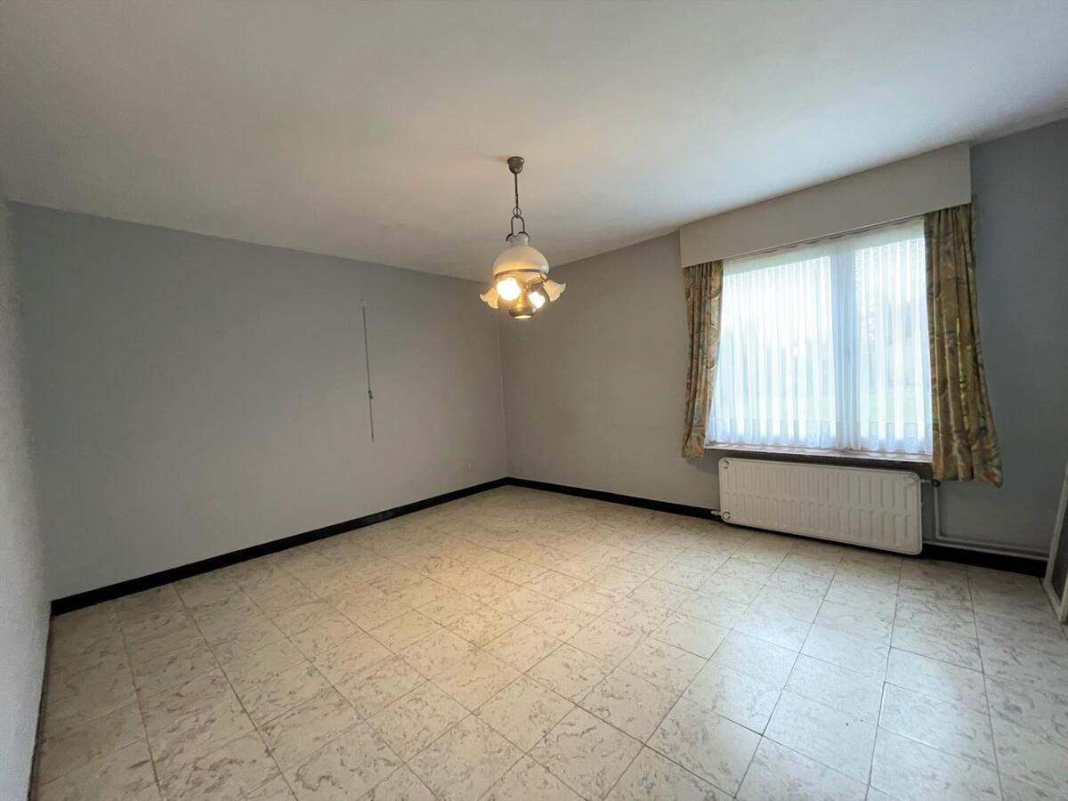 Woning met 2 slaapkamers en diepe tuin te Koekelare 