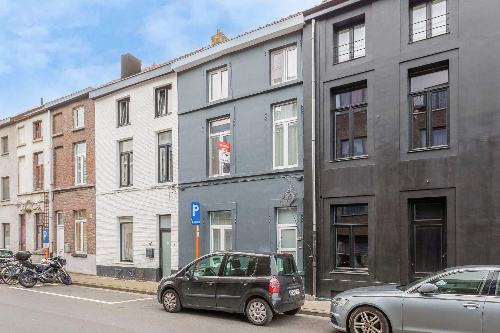 Gerenoveerd huis met 2 badkamers en 2 keukens 