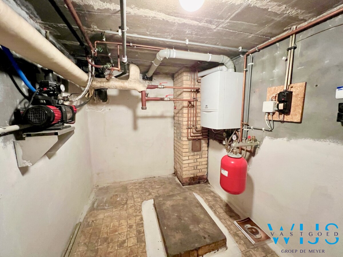 Statig woonhuis op 1104 m² in het centrum van Sleidinge ! 