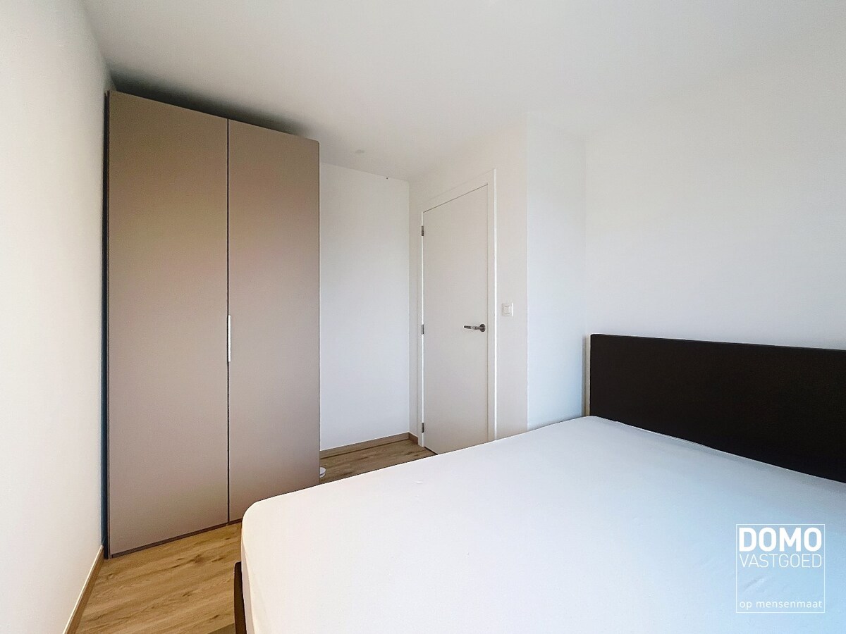 ENERGIEZUINIG EN VOLLEDIG GEMEUBELD APPARTEMENT TE TUILT (KURINGEN) 