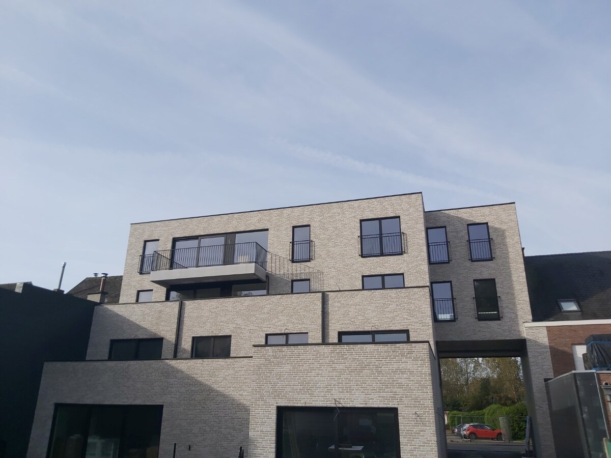 Prachtig, ruim appartement (nieuwbouw). 