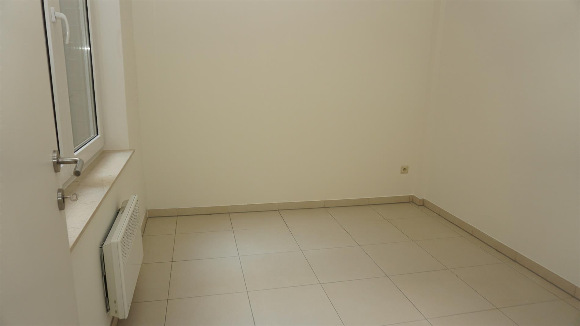 APPARTEMENT MET 1 SLAAPKAMER BIJ PETIT-PARIS 