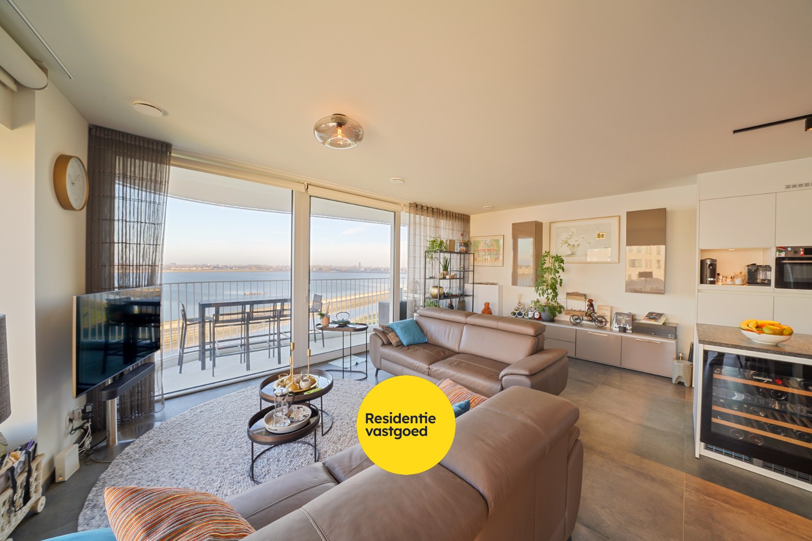 Modern energiezuinig 2-slaapkamerappartement met zicht op de Spuikom 