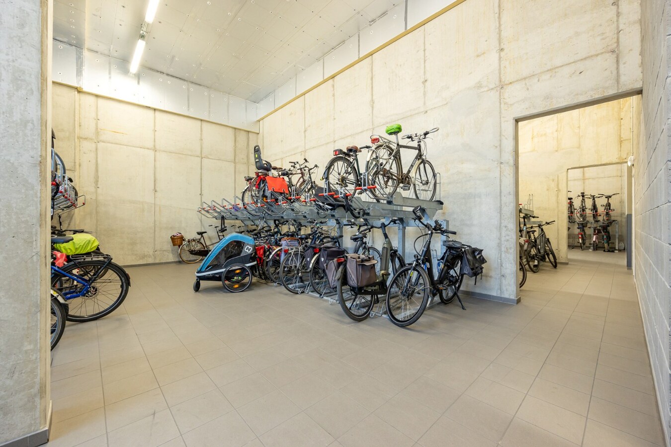 Modern appt met 2 slpk en ruim terras nabij 't Eilandje! 