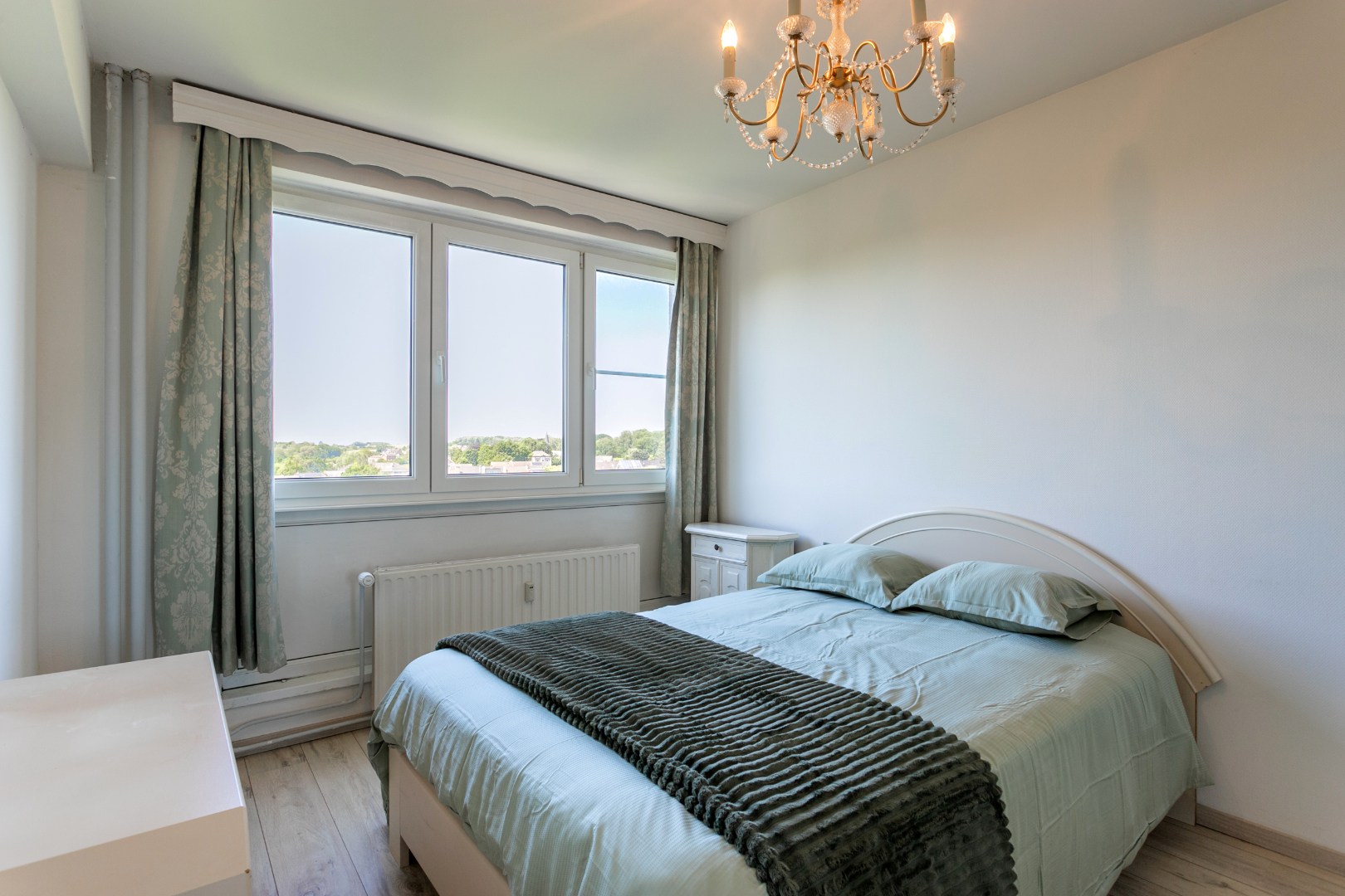 App (82m²) te koop in Breughelpark, met 2 slpks, ruim balkon en kelder 