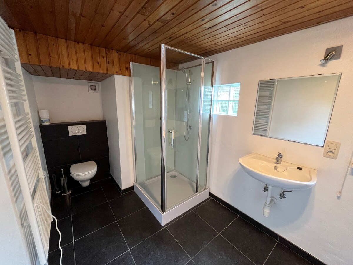 Knusse Half Open Bebouwing 