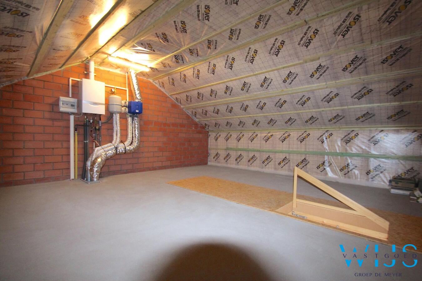 Energiezuinige ruime nieuwbouwwoning CENTRUM ERTVELDE ! 