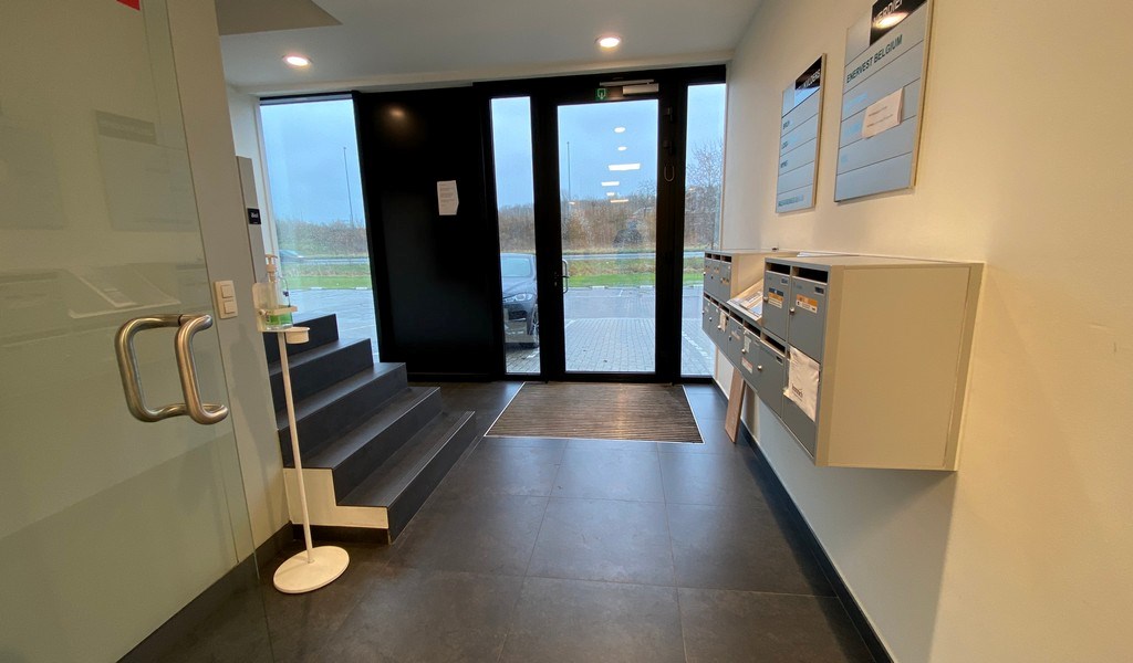 Strategisch gelegen kantoren te huur vlakbij klaverblad in Gent